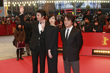 Bin Hyun / Bin Hyeon, Soo-jung Lim / Su-jeong Lim, Yoon-ki Lee