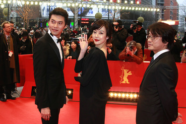 Bin Hyun / Bin Hyeon, Soo-jung Lim / Su-jeong Lim, Yoon-ki Lee