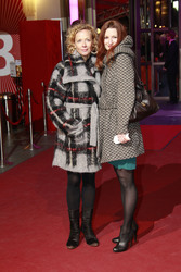 Katja Riemann mit Begleitung