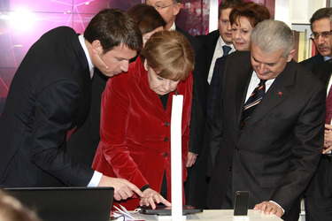 René Obermann, Angela Merkel, Binali Yildirim