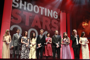 Sylvia Hoeks (Niderlande), Nik Xhelilaj (Albanien), Alicia Vikander (Schweden), Andrea Riseborough (Großbritannien), Alexander Fehling (Deutschland), Marija Skaricic (Kroatien), Pilou Asbaek (Dänemark), Natasha Petrovic (Mazedonien), Domhnall Gleeson (Irland), Carla Lago (Spanien)