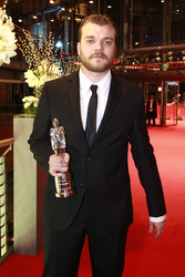 Pilou Asbaek