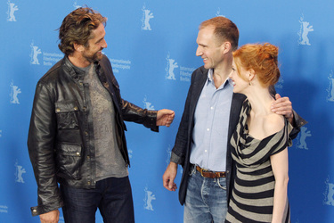 Gerard Butler, Ralph Fiennes, Jessica Chastain