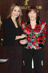 Natalia Verbeke, Carmen Maura