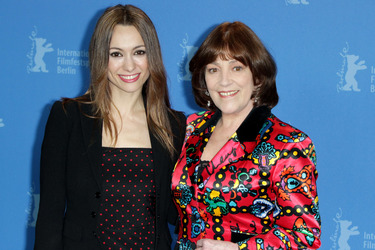 Natalia Verbeke, Carmen Maura