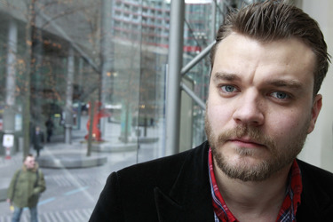 Pilou Asbaek