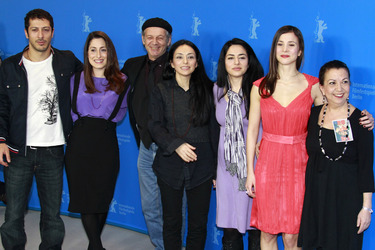 Fahri Yardim, Demet Gül, Vedat Erincin, Yasemin Samdereli, Nesrin Samdereli, Aylin Tezel, Lilay Huser
