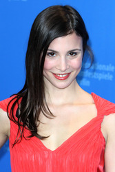 Aylin Tezel