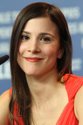 Aylin Tezel
