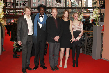 Sava Lolov, Jean-Christophe Folly, Hippolyte Girardot,Jenny Schily, Maria Elise Miller