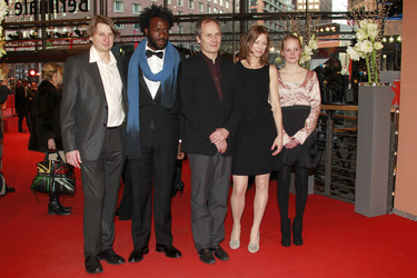 Sava Lolov, Jean-Christophe Folly, Hippolyte Girardot,Jenny Schily, Maria Elise Miller