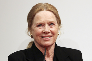Liv Ullmann