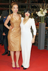 Victoria Mahoney, Zoe Kravitz