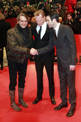 Jeremy Irons, Paul Bettany, Zachary Quinto