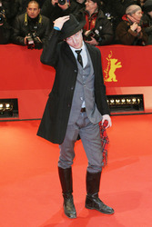 Tom Schilling