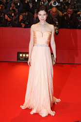Nora von Waldstätten