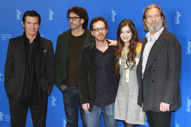 Josh Brolin, Joel Coen, Ethan Coen, Hailee Steinfeld, Jeff Bridges