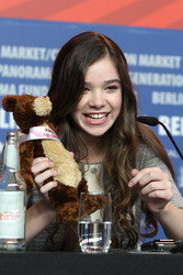 Hailee Steinfeld