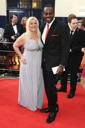 Vanessa Feltz mit Begleitung