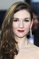 Summer Strallen