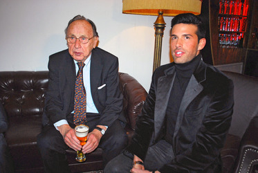 Hans-Dietrich Genscher, Jay Khan