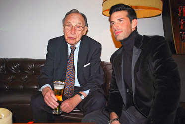 Hans-Dietrich Genscher, Jay Khan