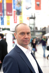 Simon Beckett