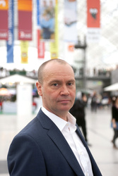 Simon Beckett