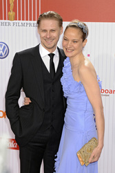 Jeanette Hain mit Begleitung