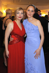 Nadja Uhl, Jeanette Hain