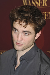 Robert Pattinson