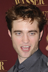 Robert Pattinson