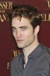 Robert Pattinson