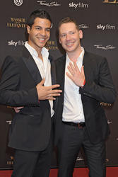 Marco Kreuzpaintner mit Ehemann Gilardi