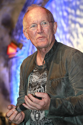 Lance Henriksen