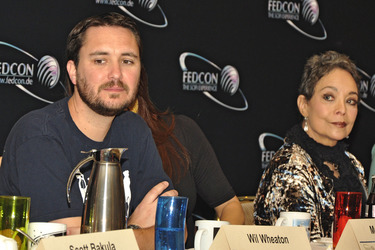 Wil Wheaton, Arlene Martel