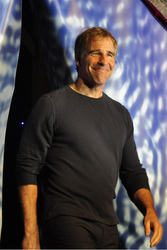 Scott Bakula