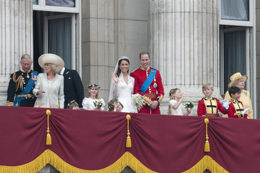 Prinz Charles und Camilla, Eliza Lopes, Margarita Armstrong-Jones, Grace Van Cutsem, Prinz William und Prinzessin Catherine, Lady Louise Windsor, Tom Pettifer, William Lowther-Pinkerton, Queen Elizabeth und Prinz Philip