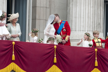 Prinz Charles und Camilla, Eliza Lopes, Margarita Armstrong-Jones, Grace Van Cutsem, Prinz William und Prinzessin Catherine, Lady Louise Windsor, Tom Pettifer, William Lowther-Pinkerton