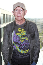 Lance Henriksen