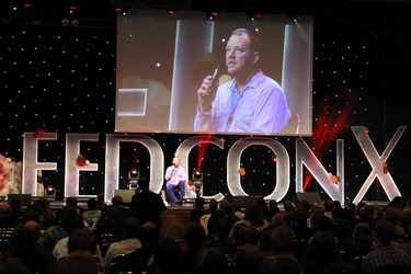 Robert Duncan McNeill