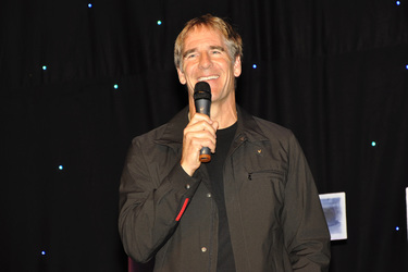Scott Bakula