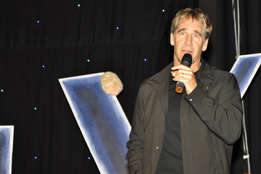 Scott Bakula