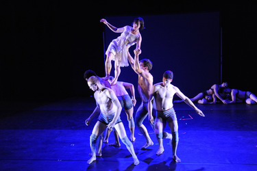 Performancegruppe Pilobolus