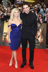 Reese Witherspoon, Robert Pattinson