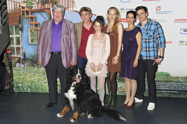 Helmut Krauss, Guido Hammesfahr, Ruby O. Fee, Petra Schmidt-Schaller, Sanam Afrashteh, Julian Sengelmann, Hund Keks