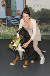 Ruby O. Fee, Hund Keks