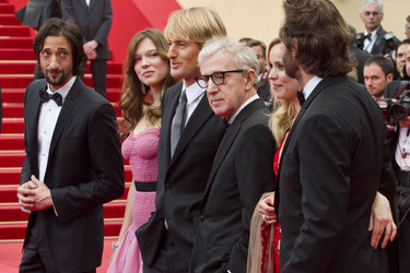Adrien Brody, Lea Seydoux, Owen Wilson, Woody Allen, Rachel McAdams, Michael Sheen