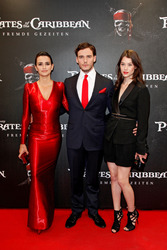 Penélope Cruz, Sam Claflin, Astrid Berges-Frisbey