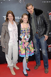 Götz Otto mit Gattin Sabine und Tochter Paula